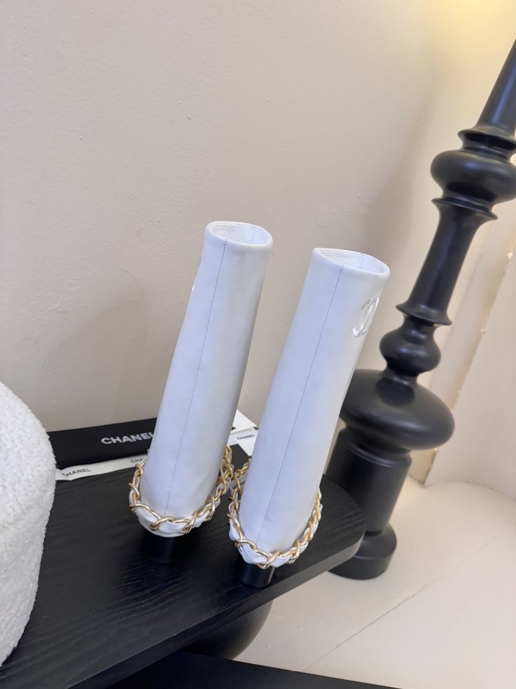 Сапоги женские фото 7