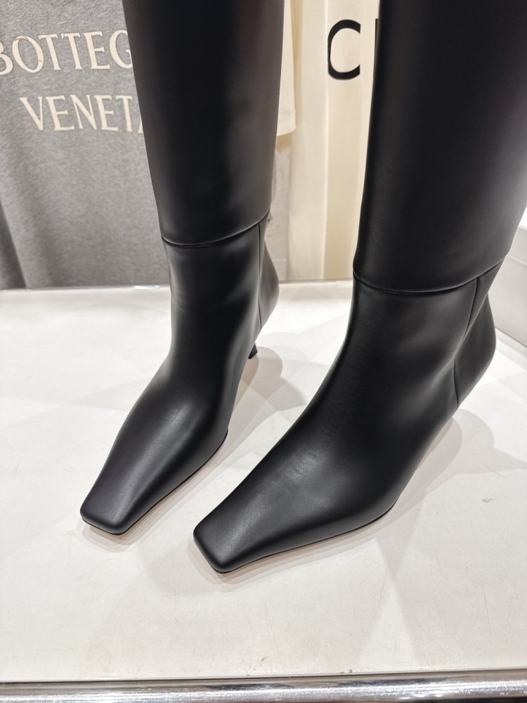 Boots women's фото 7