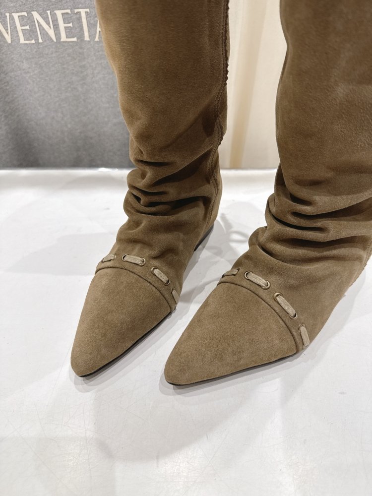 Чоботи жіночі фото 7