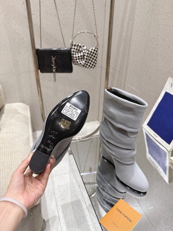 Boots women's фото 7