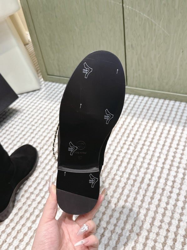 Сапоги женские фото 7