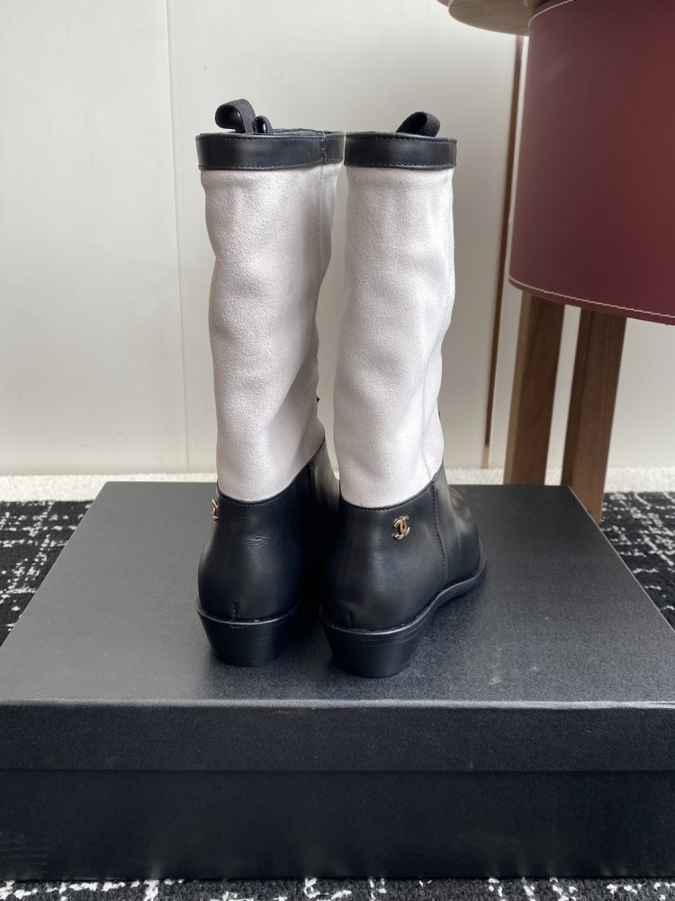 Сапоги женские фото 8