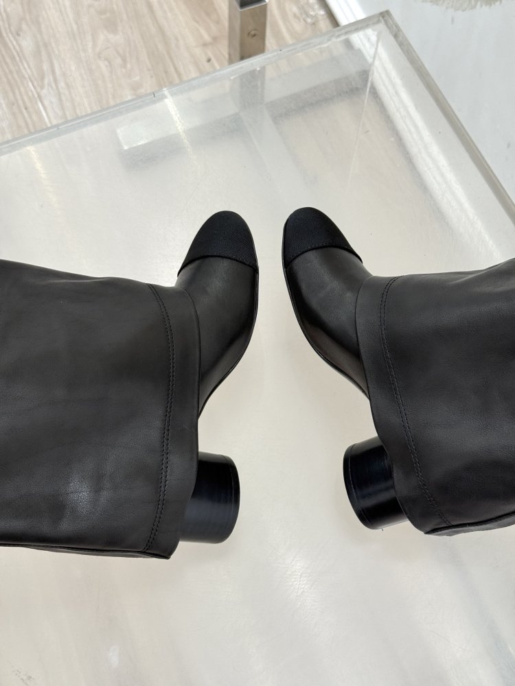 Чоботи жіночі фото 8