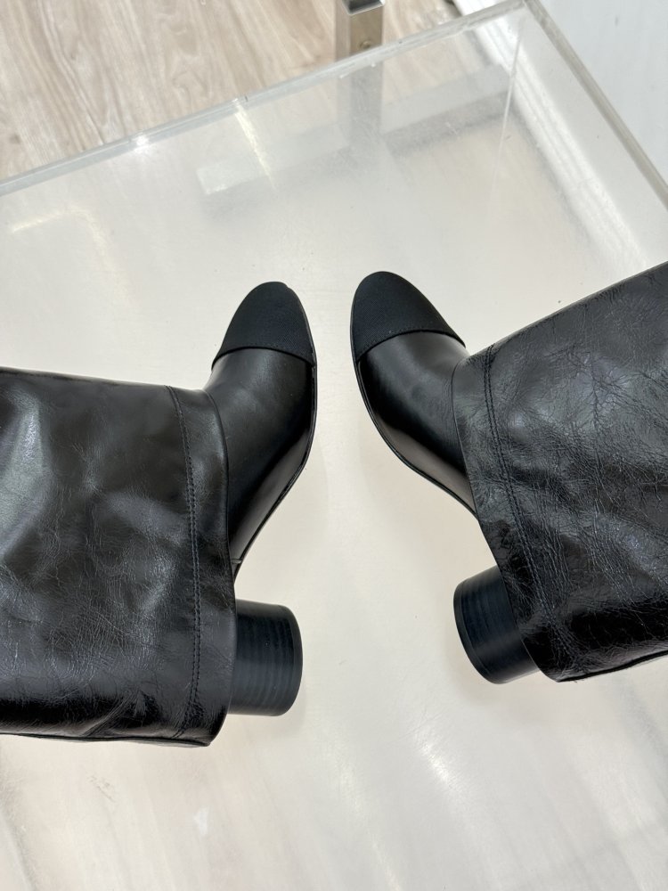 Чоботи жіночі фото 8