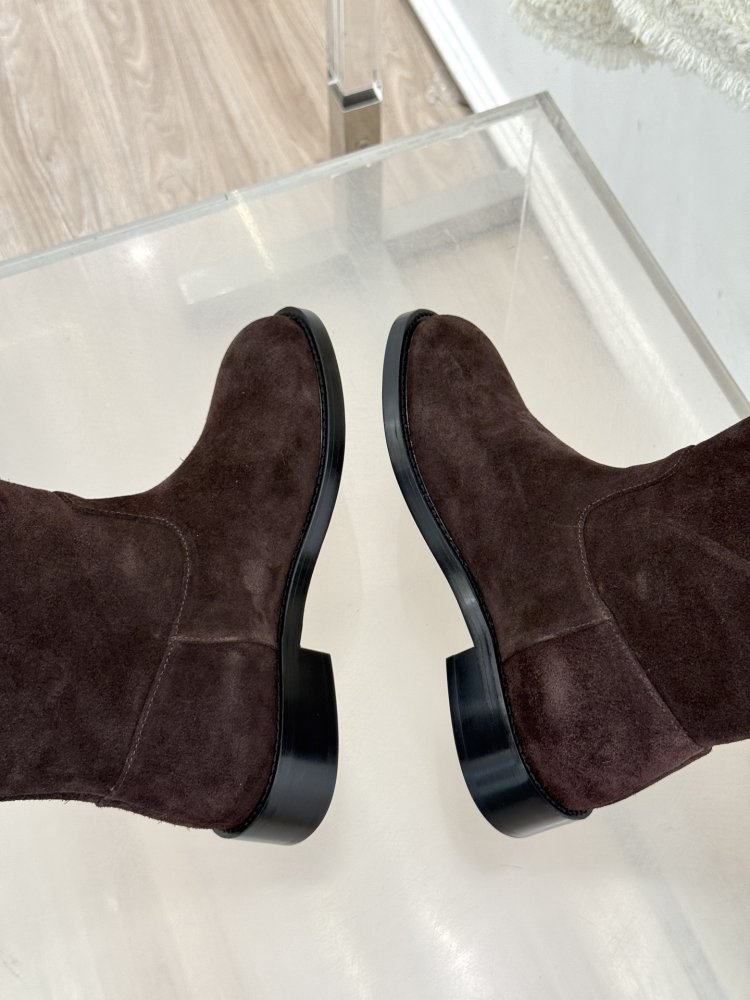 Чоботи жіночі фото 8