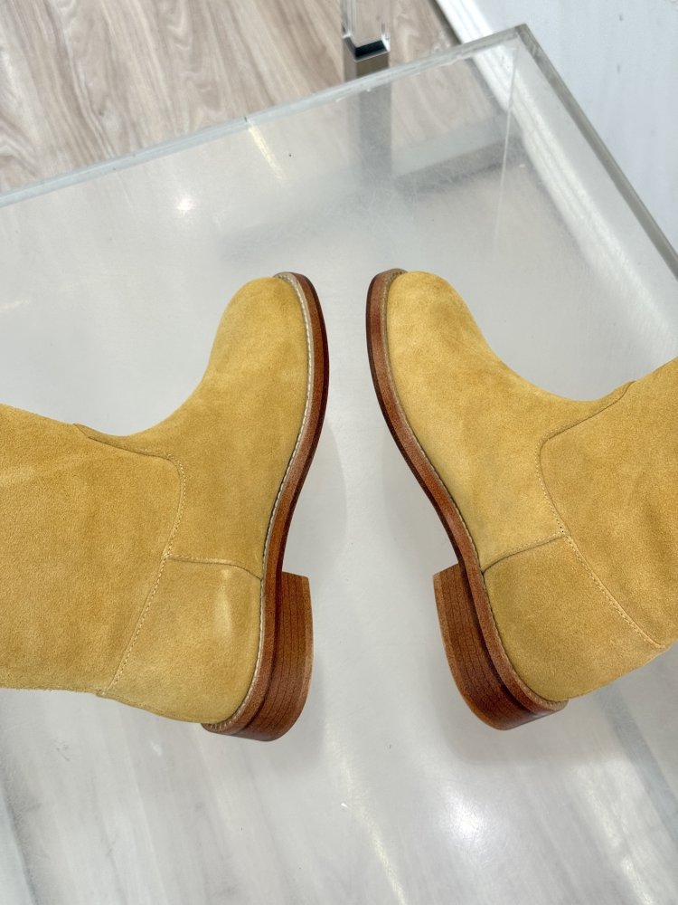 Чоботи жіночі фото 8