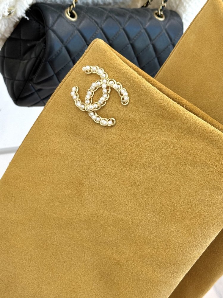 Сапоги женские фото 8