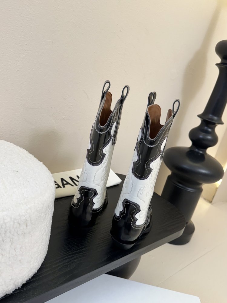 Чоботи жіночі фото 8