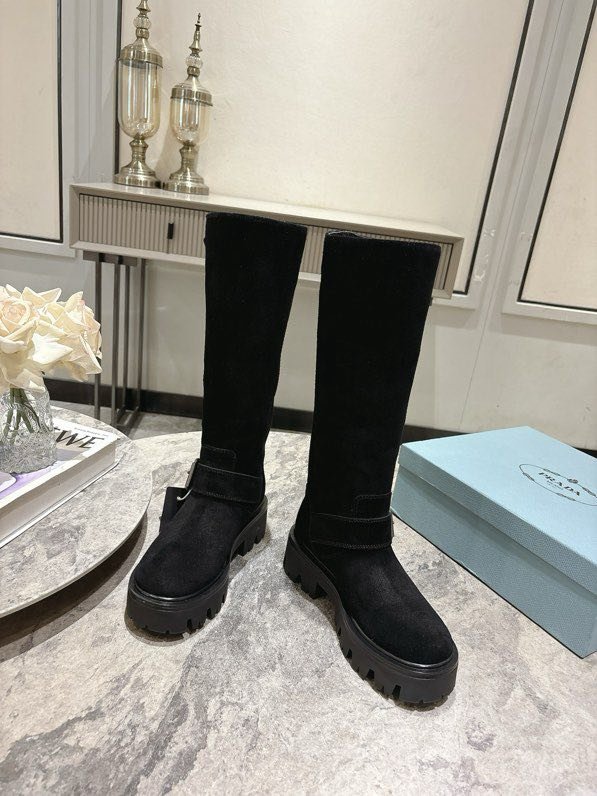 Сапоги женские фото 8