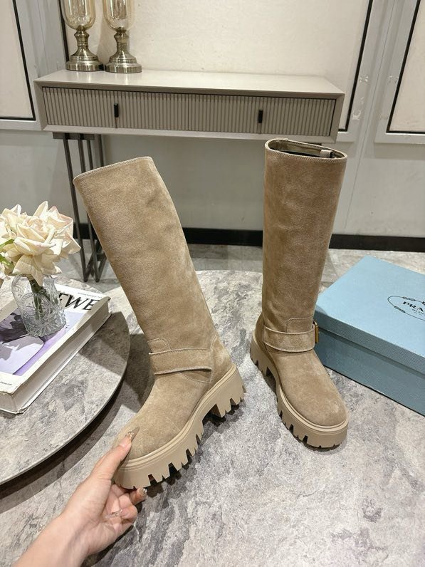 Сапоги женские фото 8