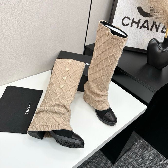 Сапоги женские фото 8