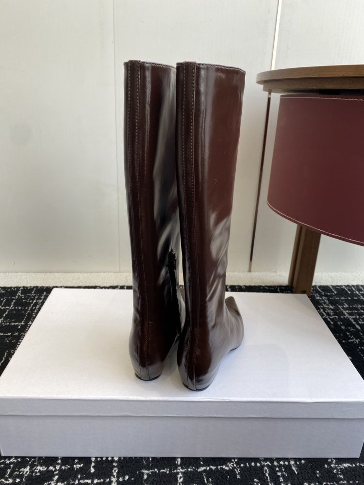 Сапоги женские фото 8