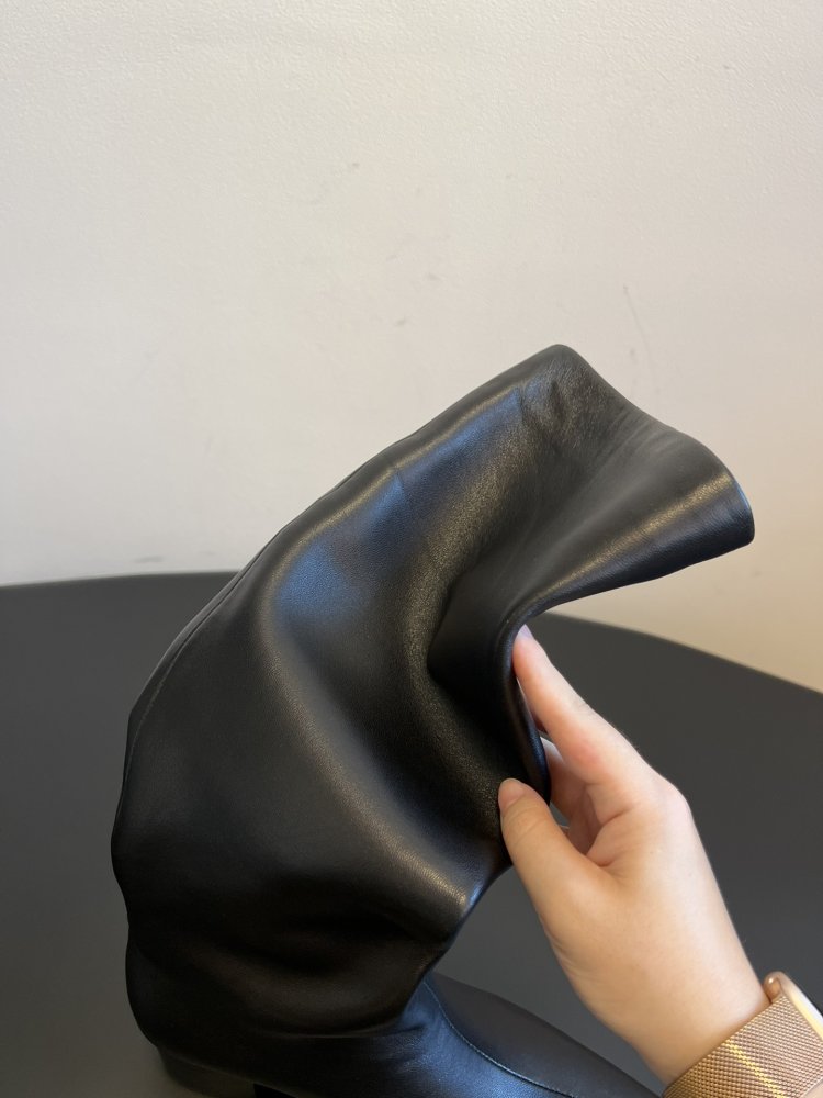 Сапоги женские фото 8