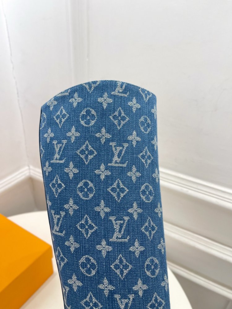 Boots women's фото 8