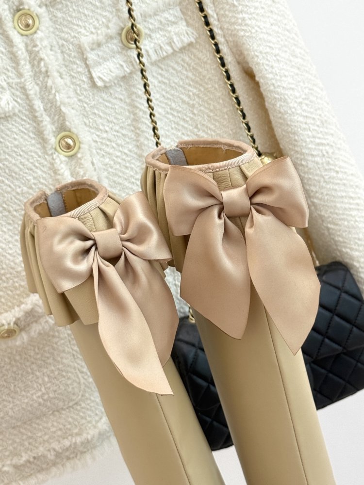 Сапоги женские фото 8