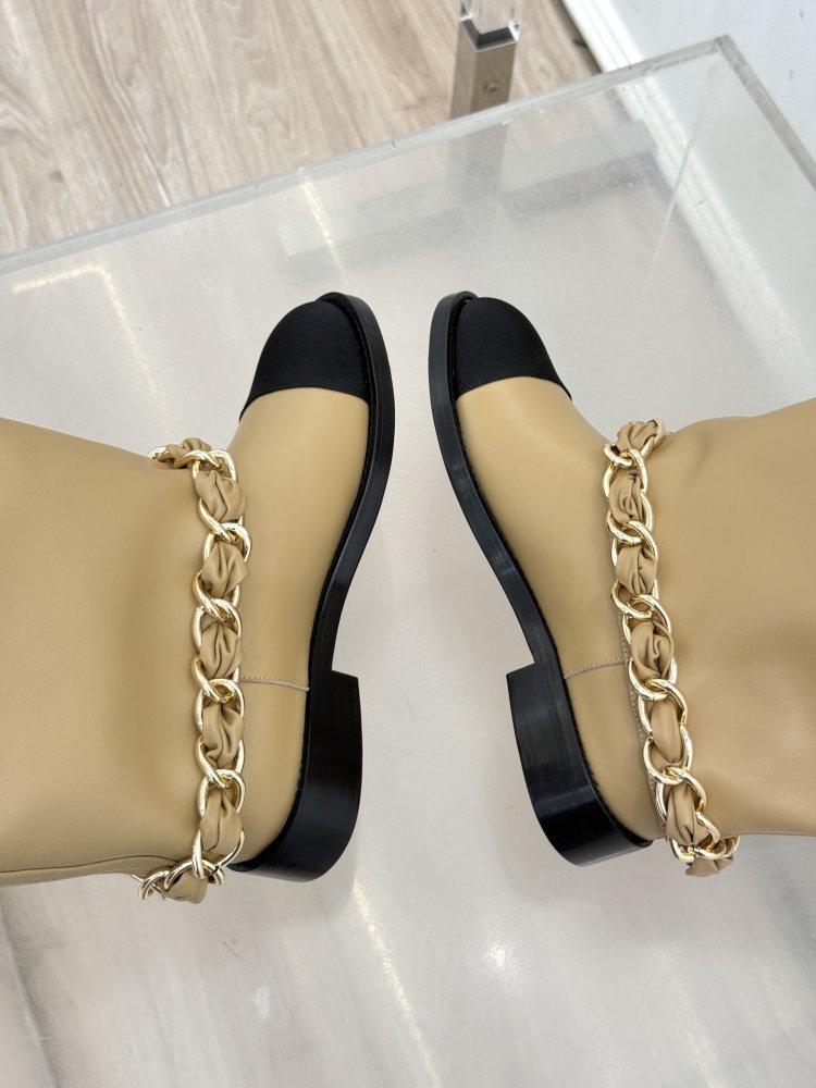 Сапоги женские фото 8