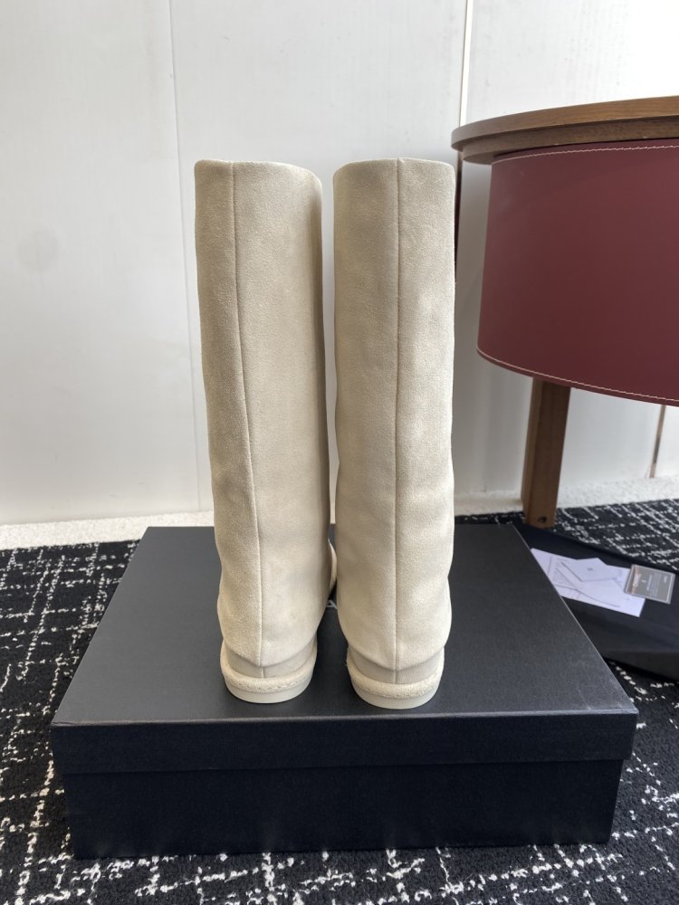 Сапоги женские фото 8