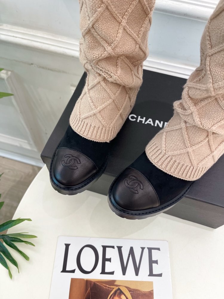 Сапоги женские фото 8