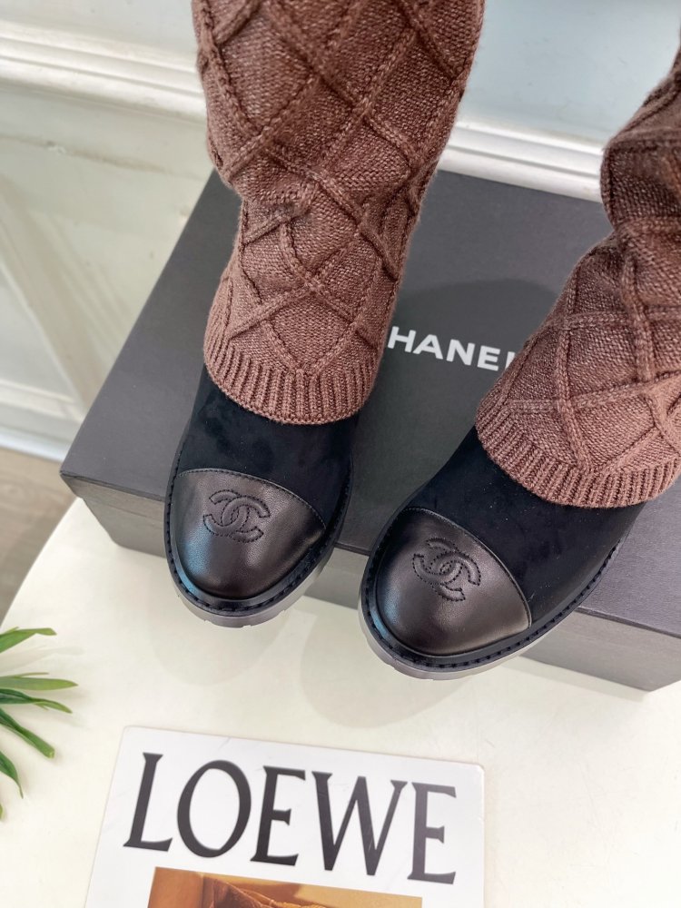 Сапоги женские фото 8