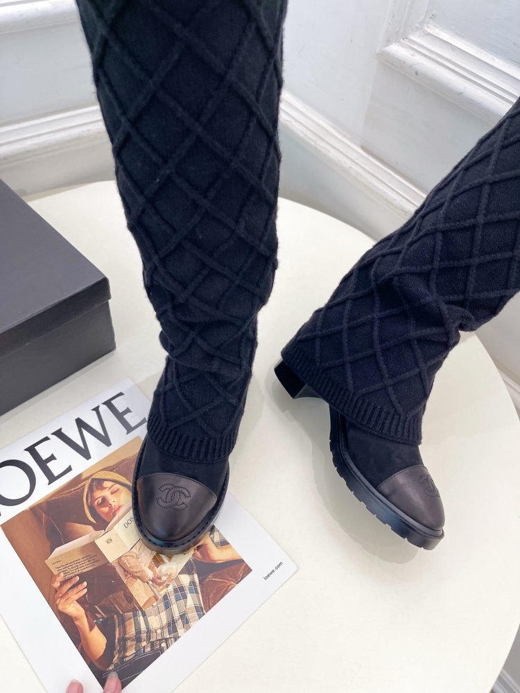 Сапоги женские фото 8