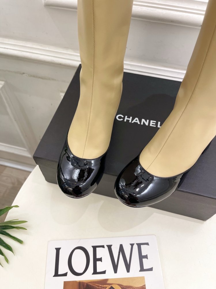 Сапоги женские фото 8