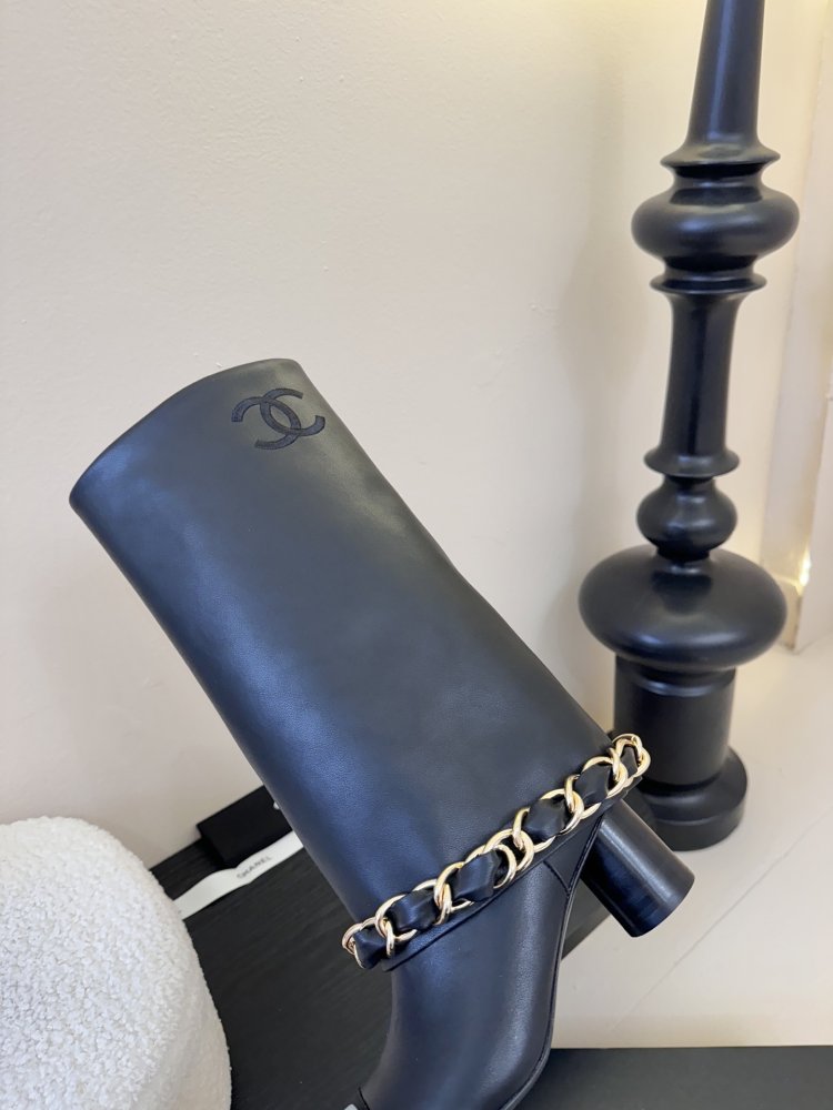 Boots women's фото 8