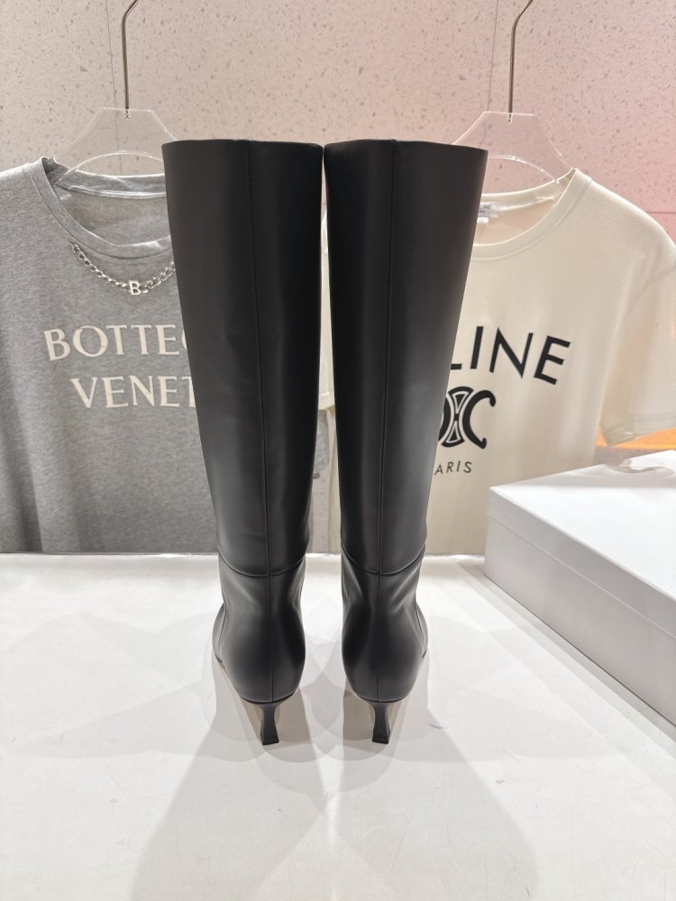 Boots women's фото 8