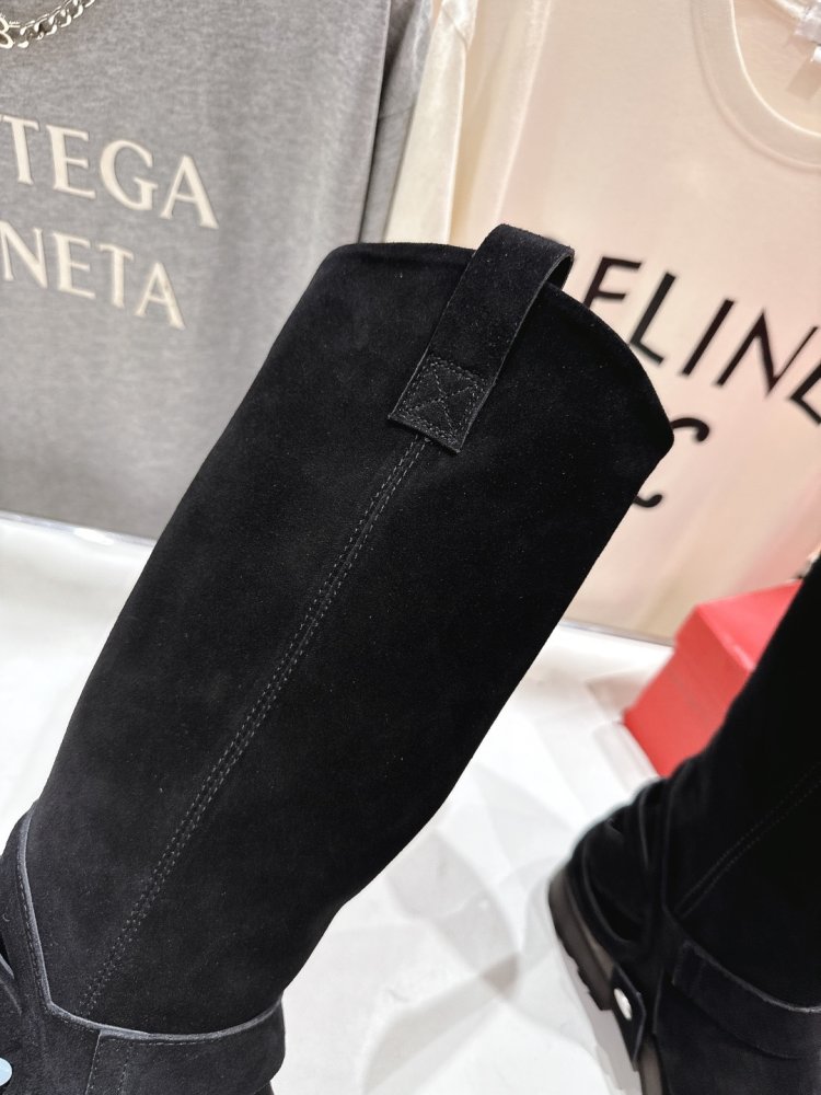 Сапоги женские фото 8