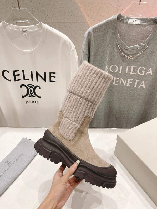 Boots women's фото 8