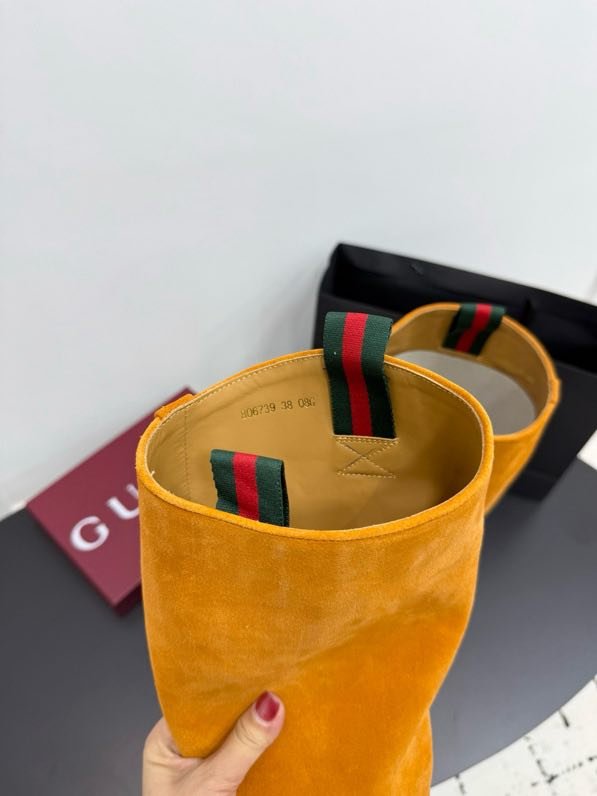 Сапоги женские фото 8