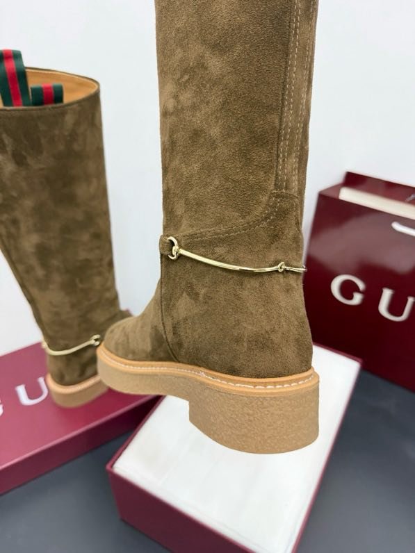 Сапоги женские фото 8