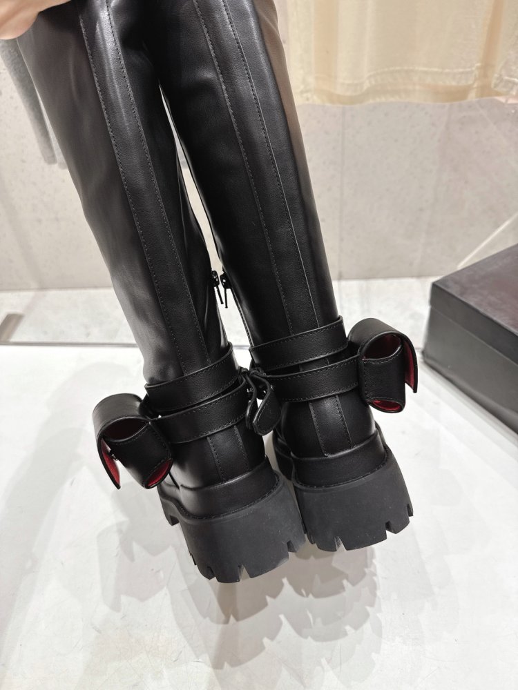 Сапоги женские фото 8