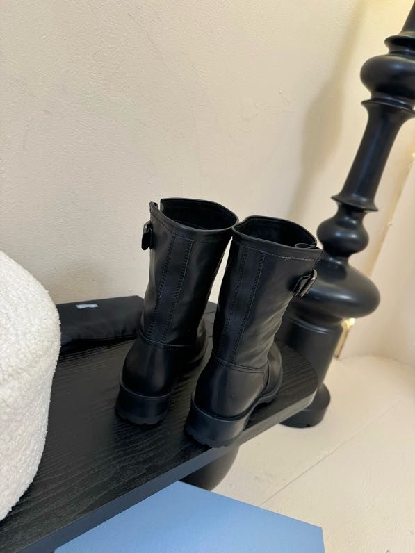 Boots women's фото 9