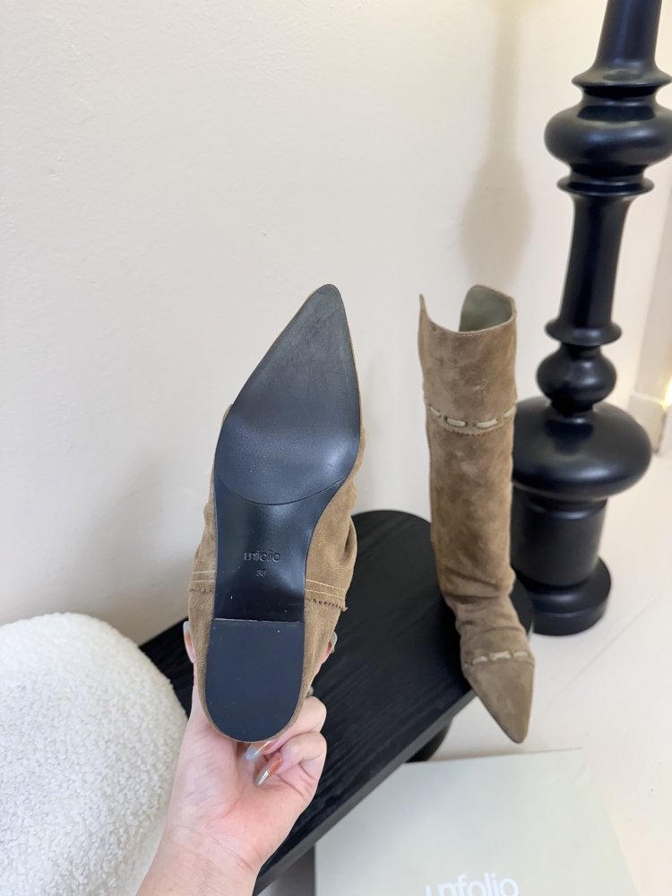 Чоботи жіночі фото 9