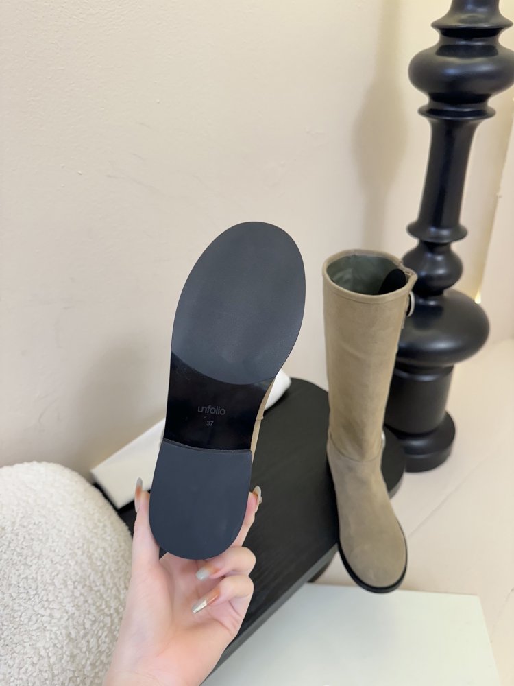 Сапоги женские фото 9