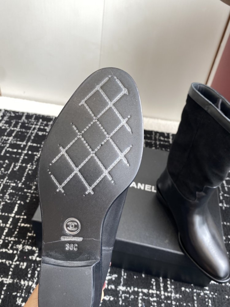 Boots women's фото 9