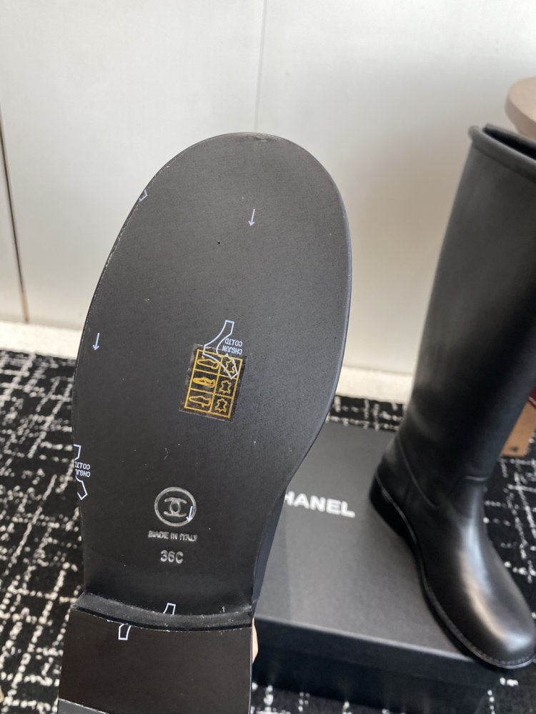 Boots women's фото 9