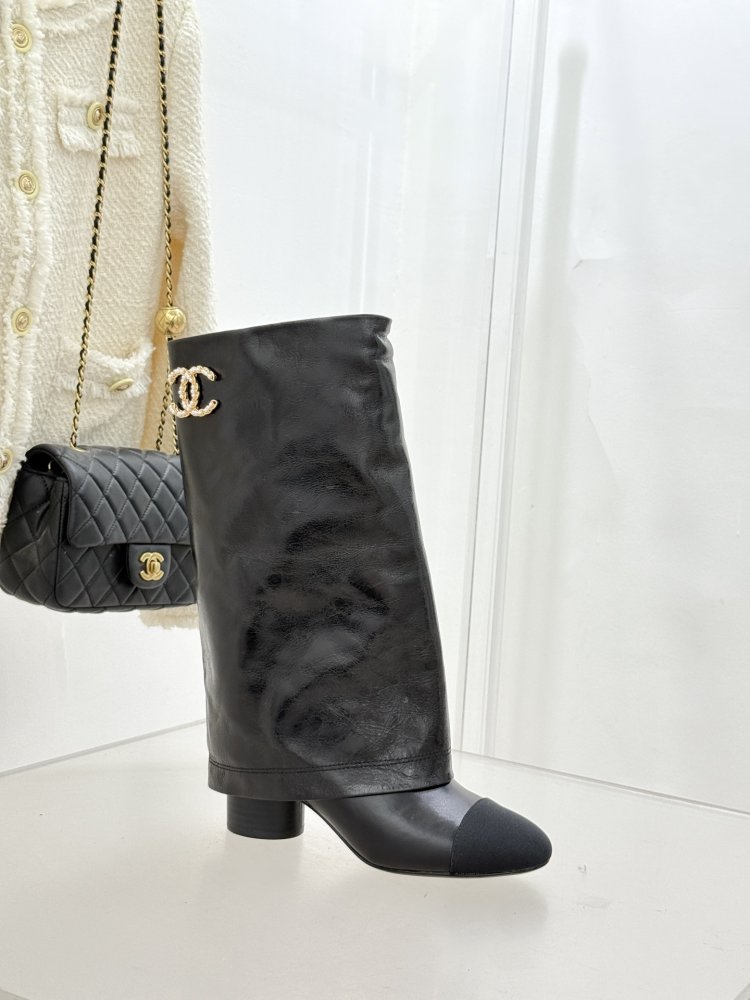 Чоботи жіночі фото 9