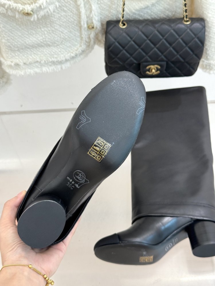 Чоботи жіночі фото 9