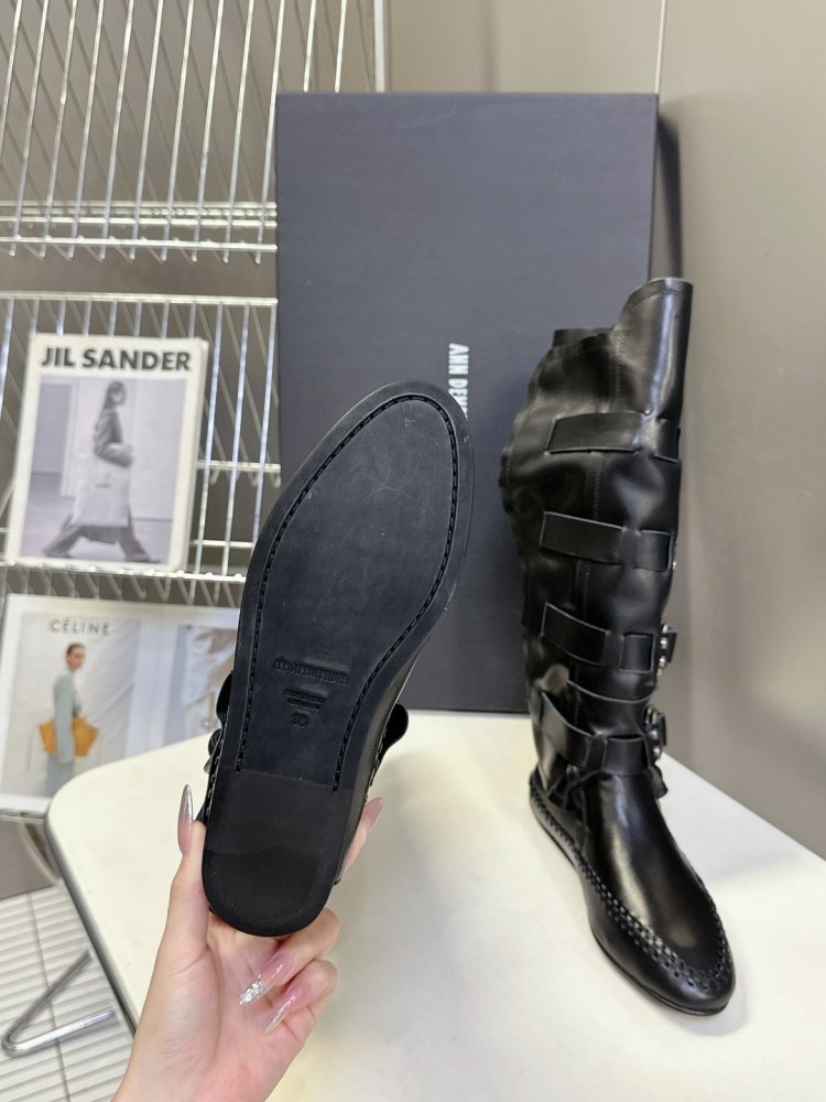 Чоботи жіночі фото 9