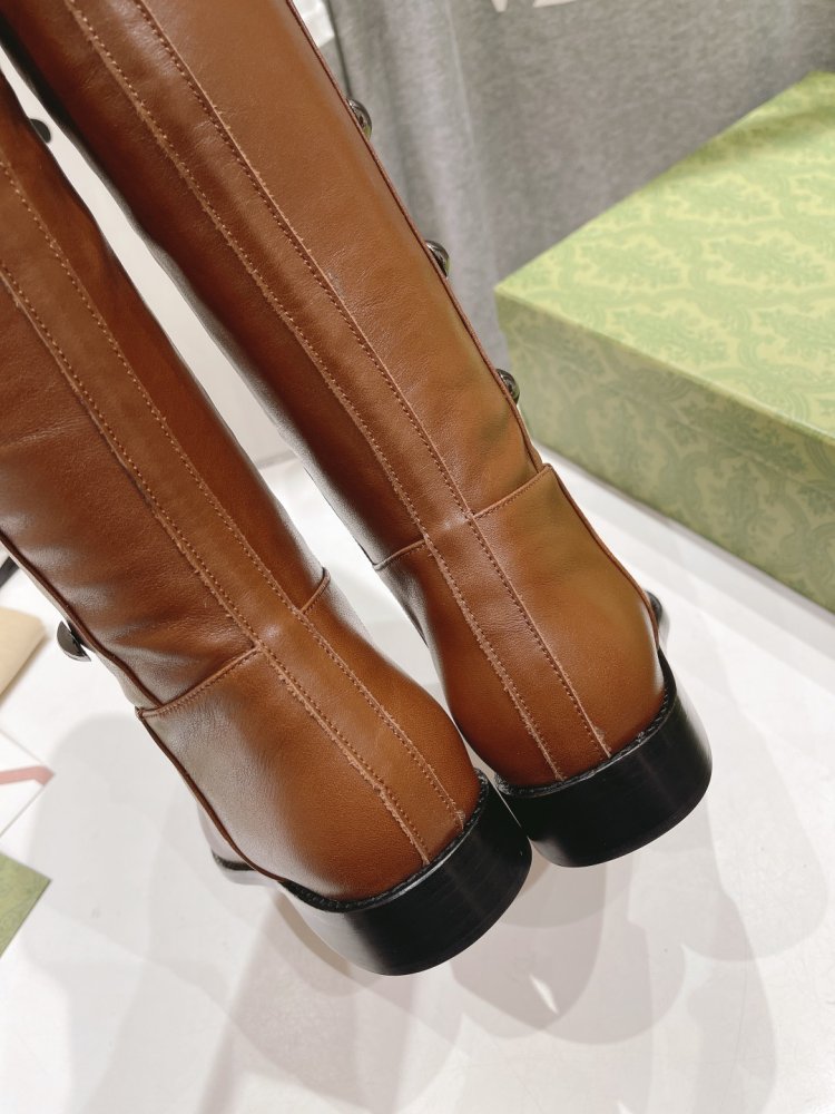 Чоботи жіночі фото 9