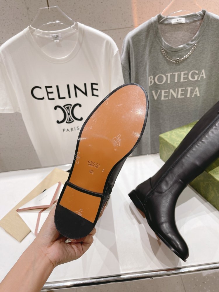 Чоботи жіночі фото 9