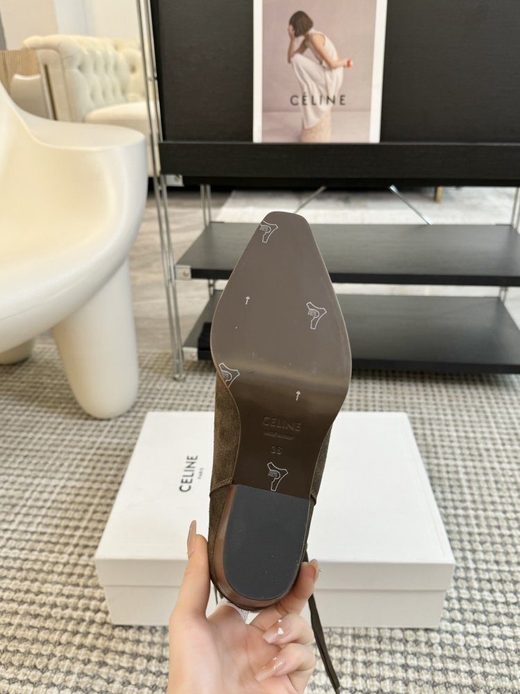 Чоботи жіночі фото 9