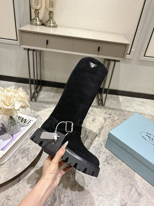 Сапоги женские фото 9