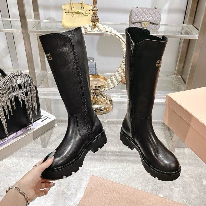 Сапоги женские фото 9