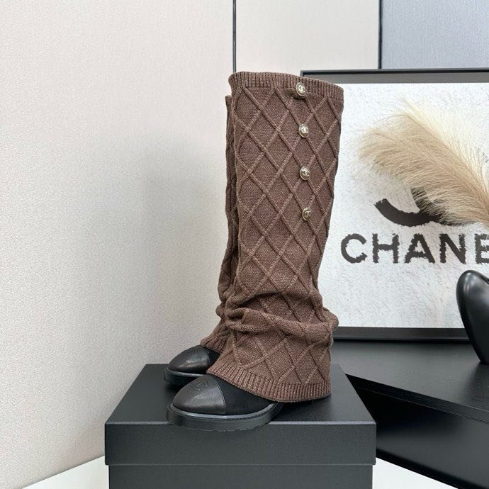 Сапоги женские фото 9