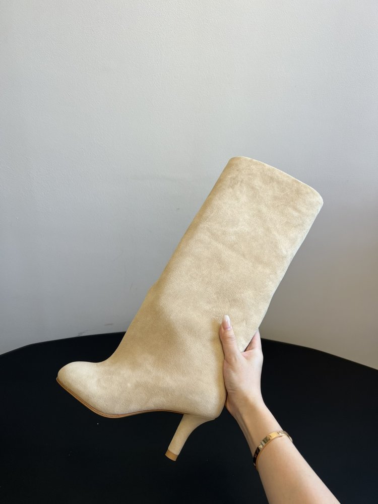 Чоботи жіночі фото 9