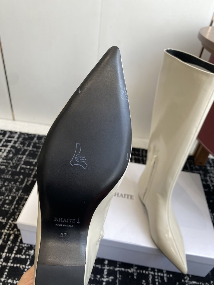 Сапоги женские фото 9