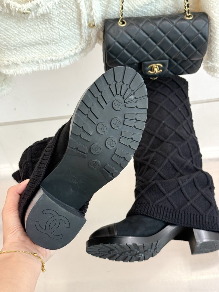 Сапоги женские фото 9