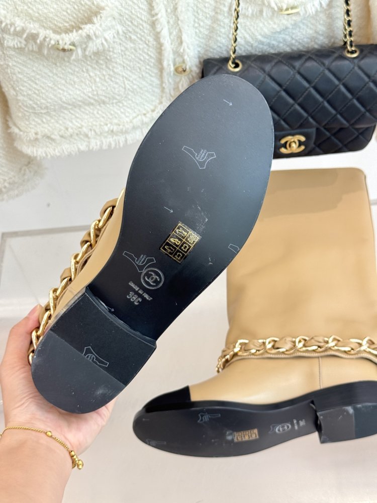 Сапоги женские фото 9